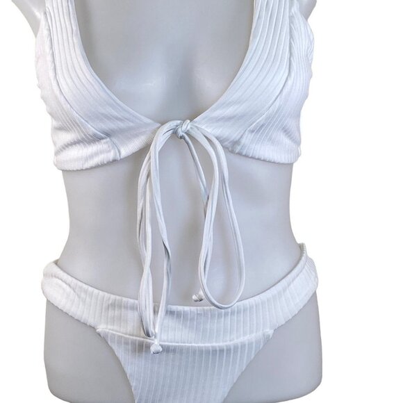 Sade Bikini in White - Lovers and Friends - Picture 8 of 12